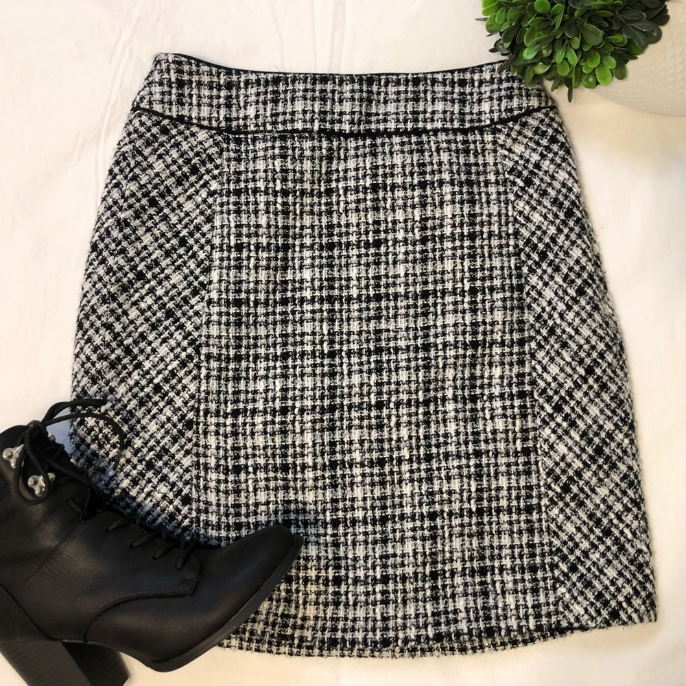 White House Black Market Tweed Mini Pencil Skirt